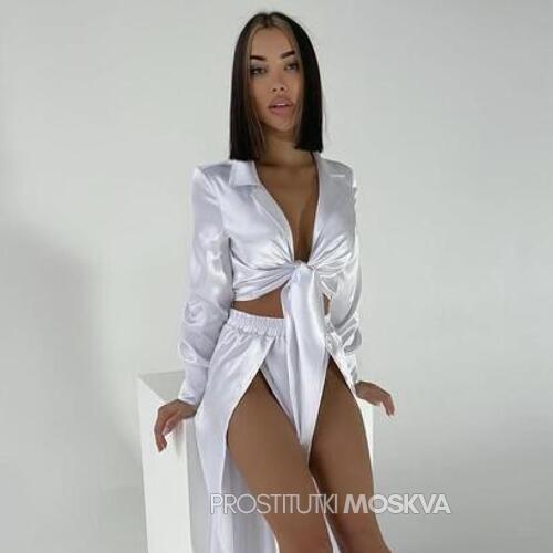  Лили 46878